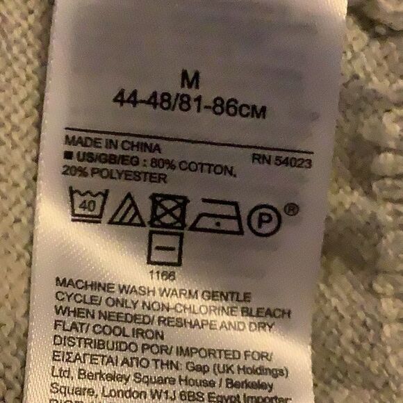 Classic GAP Lightweight Cotton Blend Sweater - Picture 5 of 6